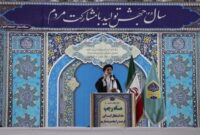 امام جمعه اهواز: برای تحقق شعار سال سرمایه‌گذاران به سمت تولید هدایت شوند